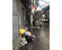 Quá tải rác ở Hà Nội