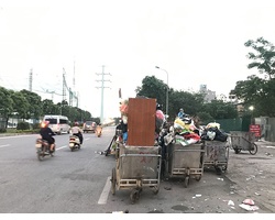 Hà Nội - Nỗi lo rác đè